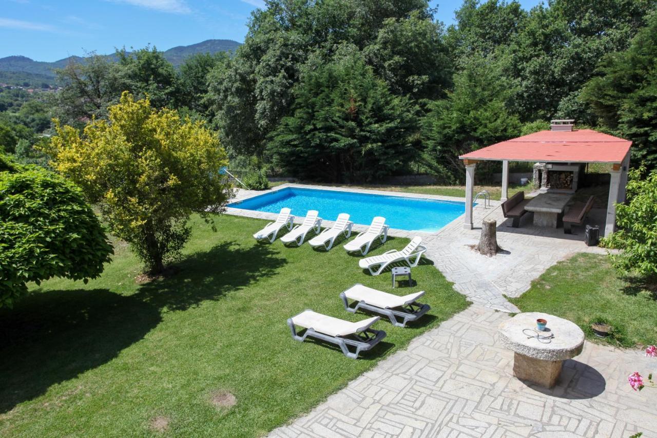 Espectacular Casa Con Piscina En Allariz Exterior photo