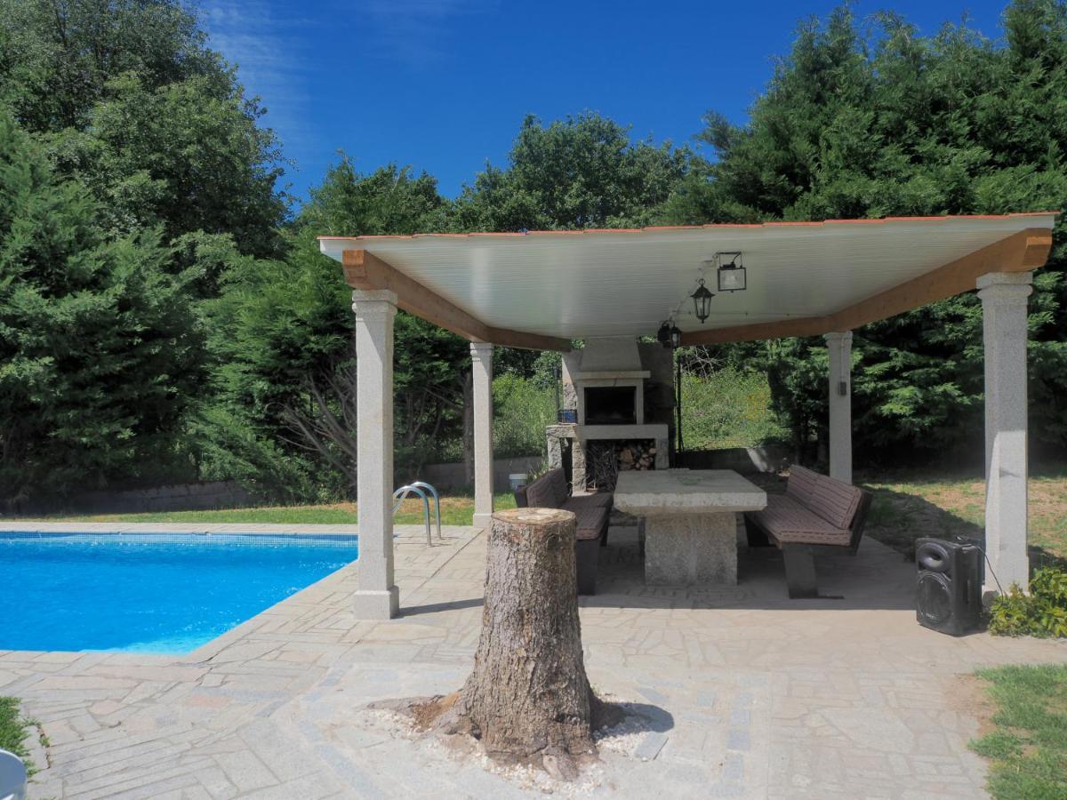 Espectacular Casa Con Piscina En Allariz Exterior photo