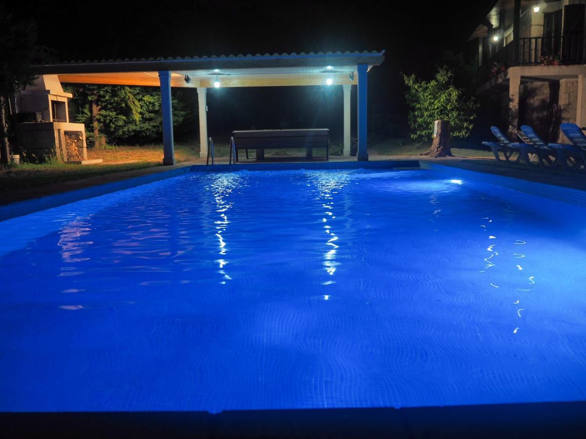 Espectacular Casa Con Piscina En Allariz Exterior photo