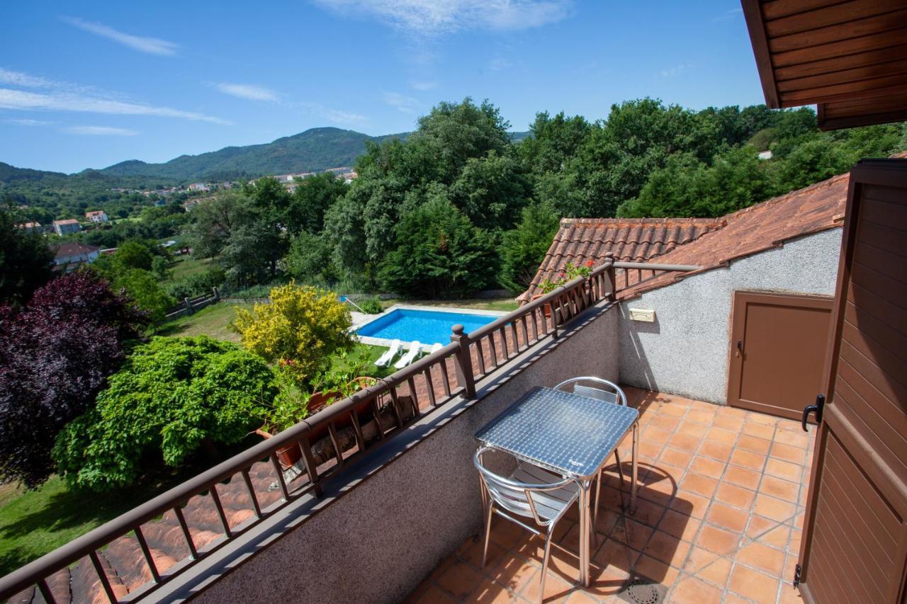 Espectacular Casa Con Piscina En Allariz Exterior photo